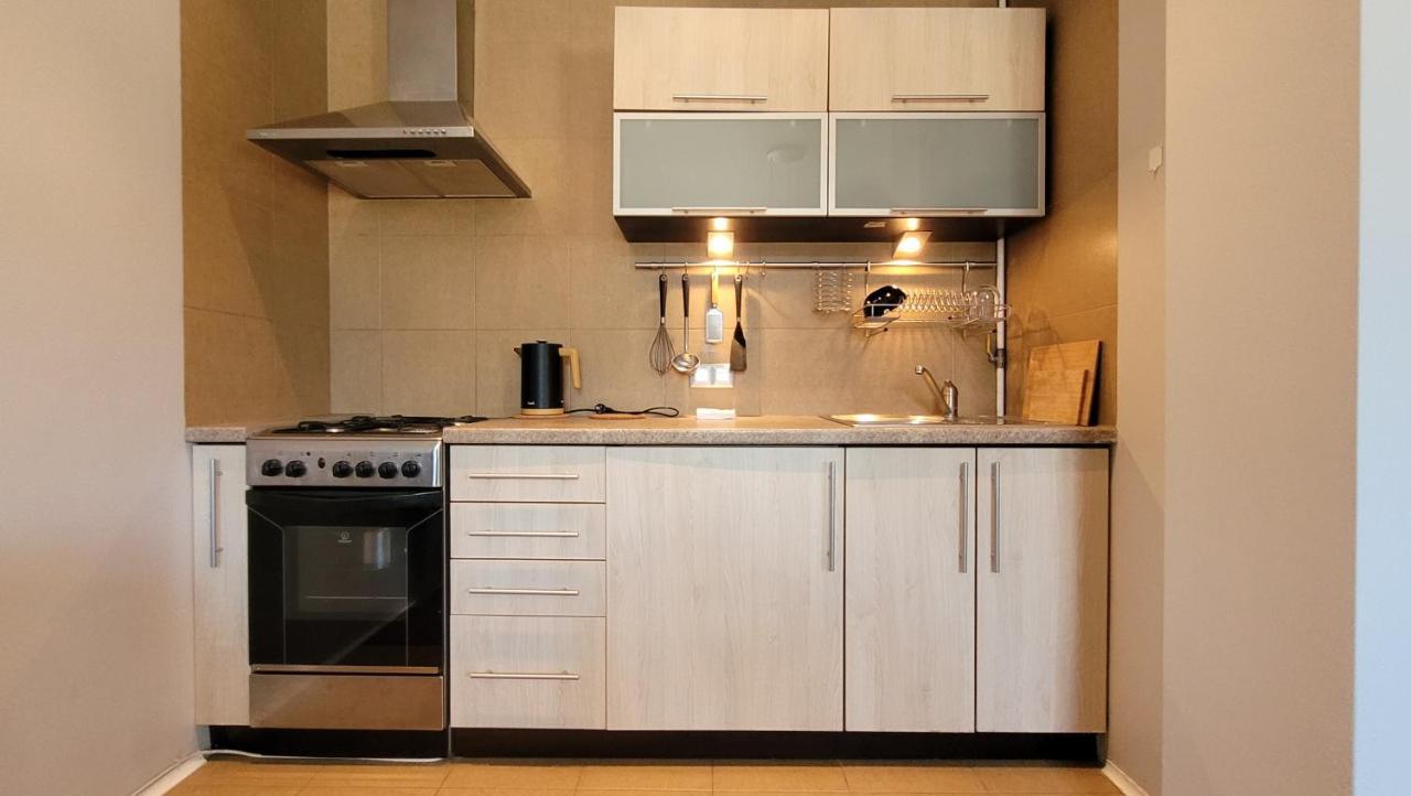 Art Dreams Apartament Chmielna 14 Варшава Экстерьер фото